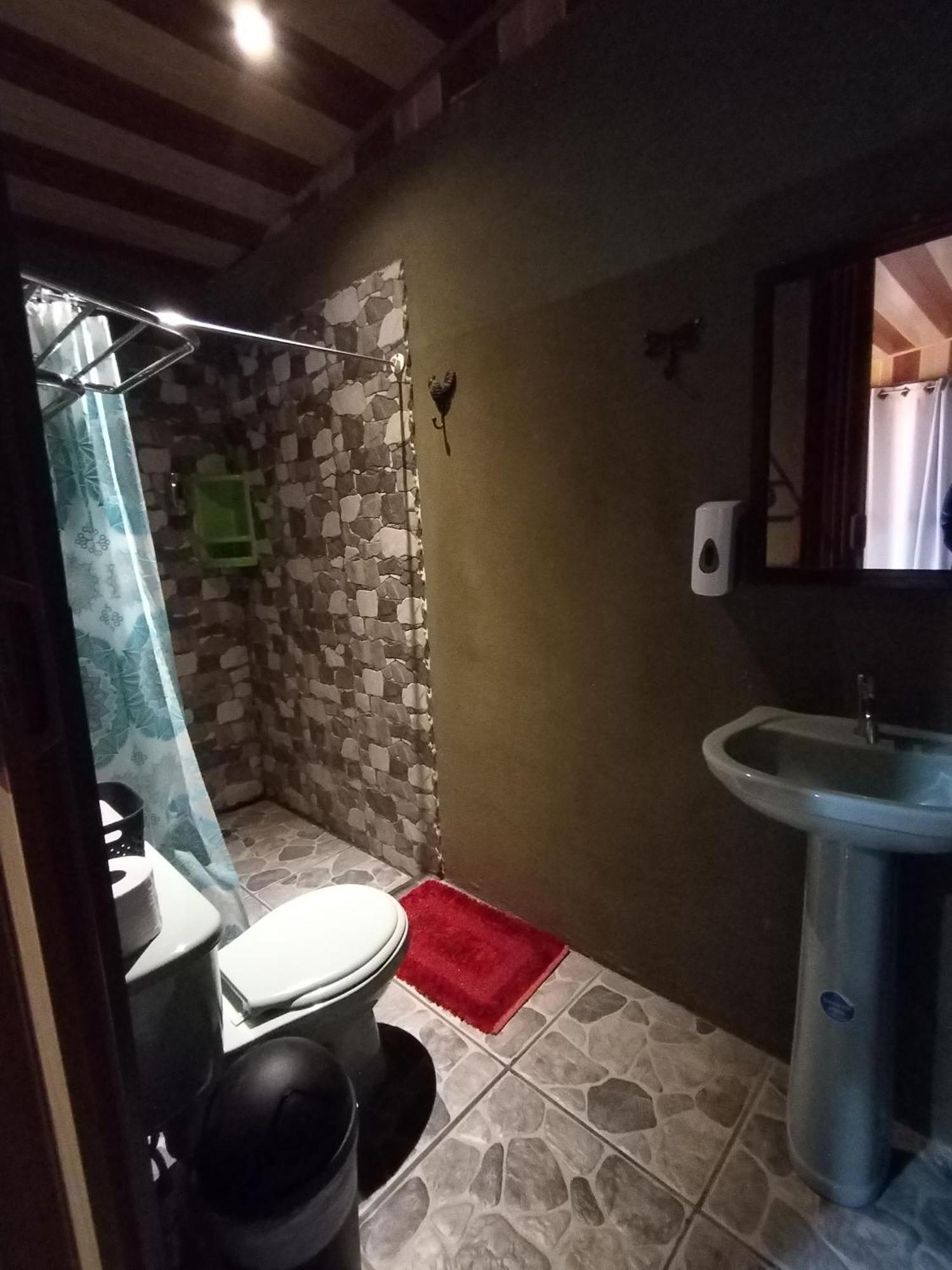 Pez Espada Tours Y Cabinas Drakes Bay Kamer foto